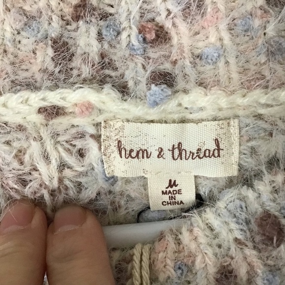 Hem & Thread Oatmeal Confetti Speckled Eyelash Sweater with Bishop Sleev… - Picture 10 of 14